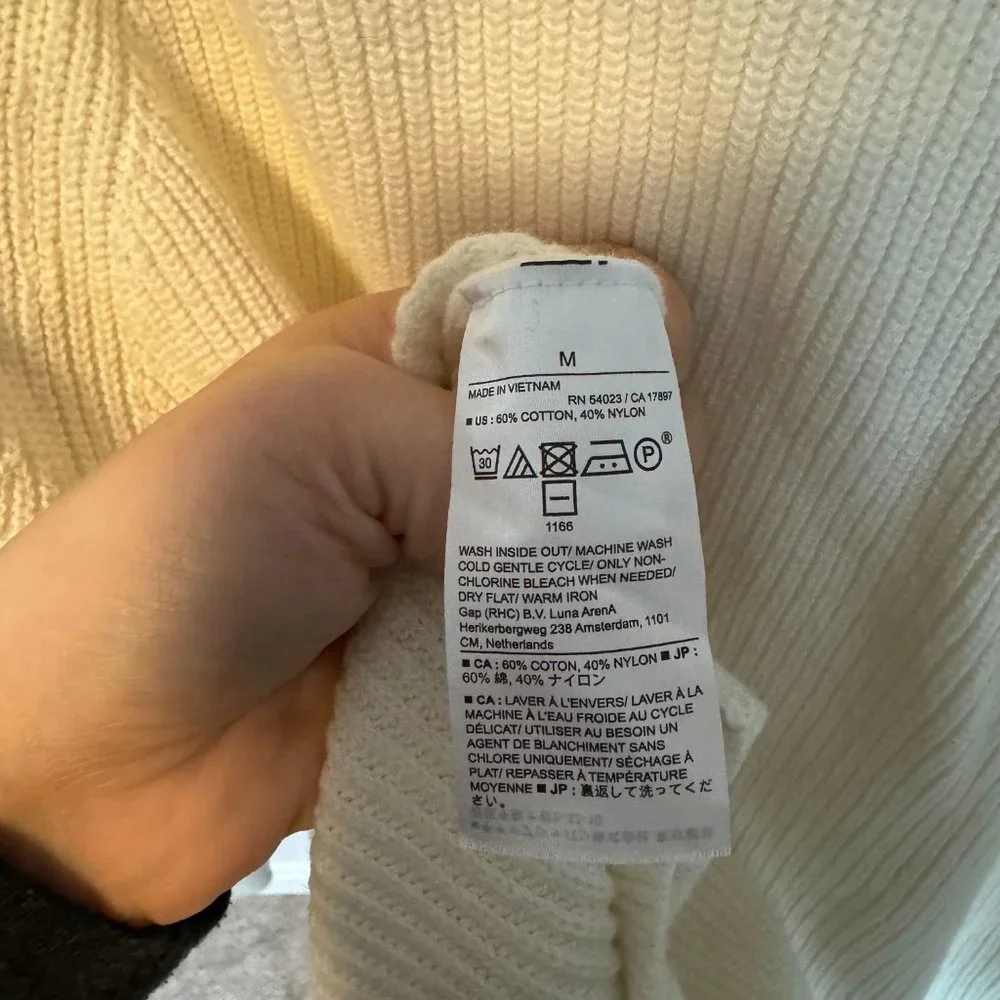 Banana Republic Cream Cotton Blend‎ Crew Neck Holiday Sweater - Size Medium - Picture 7 of 7